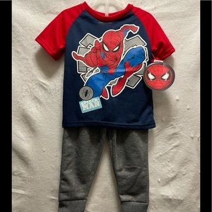 SOLD Spiderman 2 Piece Set New